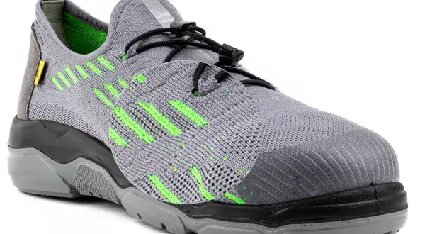 Jak wybrać oddychające buty robocze na lato? Ekspert radzi