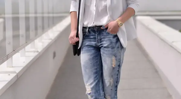 Stylowe stylizacje z jeansami i szpilkami na każdą okazję